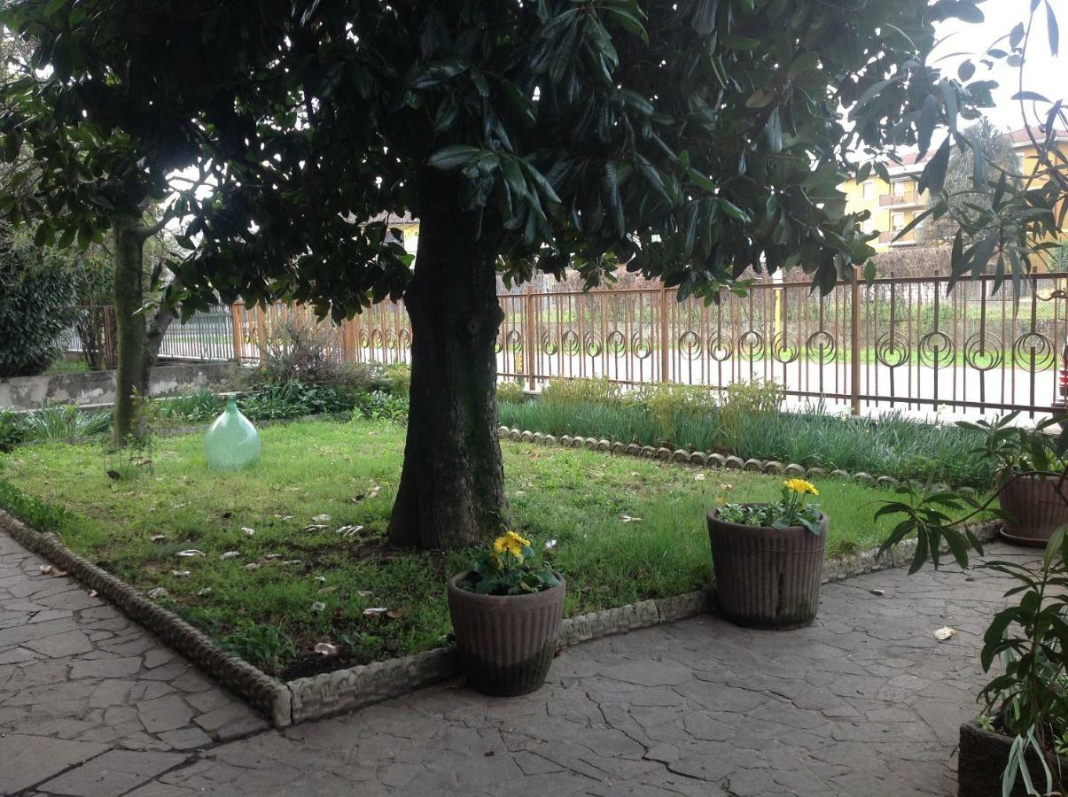B&B Family Home Soresina Buitenkant foto